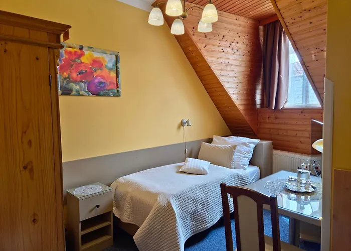 U Růže Hotel 4*
